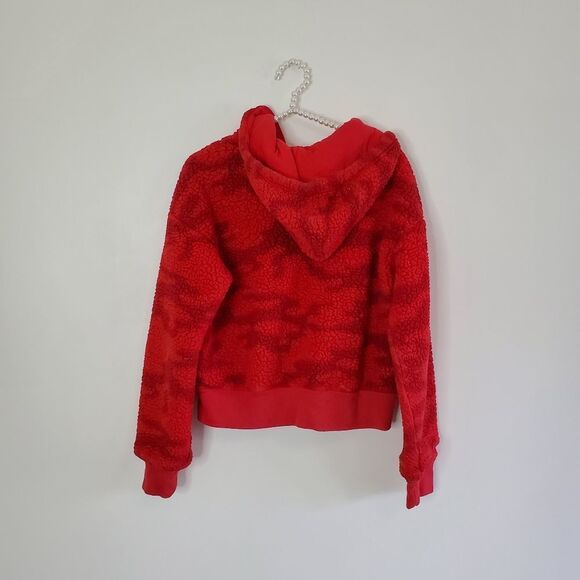 Offline Red Camo Sherpa Cropped Zip Up Jacket | Medium - Picture 7 of 7